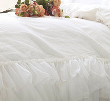 Load image into Gallery viewer, Luxury White Ruffle Lace Quilt Duvet Cover Bedding Set Full Queen King Bedding