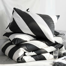 Load image into Gallery viewer, 100% Cotton Black White Diagonal Stripe Duvet Cover Set Queen Bedding Set