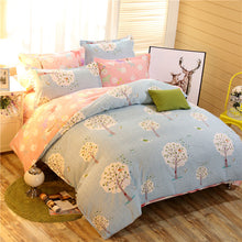 Load image into Gallery viewer, Cashmere Flower Bedding Set 3pc or 4pc