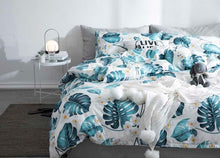 Load image into Gallery viewer, Ruby Tropical Nature 4-Piece 100% Cotton Full-Queen Duvet Cover Sets
